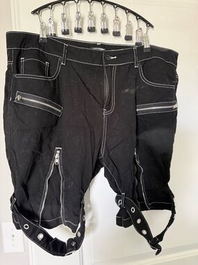 Hot Topic Black Shorts with White Contrast Stitching